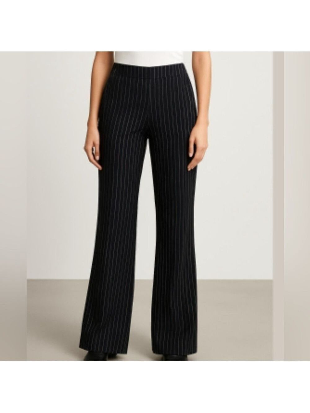 Ralph Lauren Black Label wool straight leg Black classic Pinstripe Pants size 2